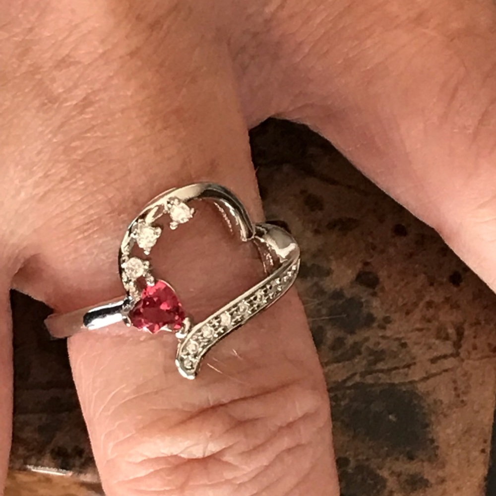 Sterling Silver Heart Shaped Ring - Picture 3 of 6